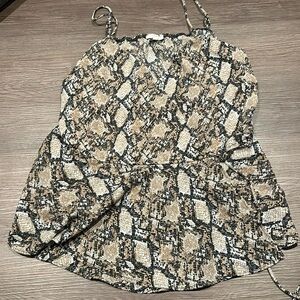 Snake skin tank
